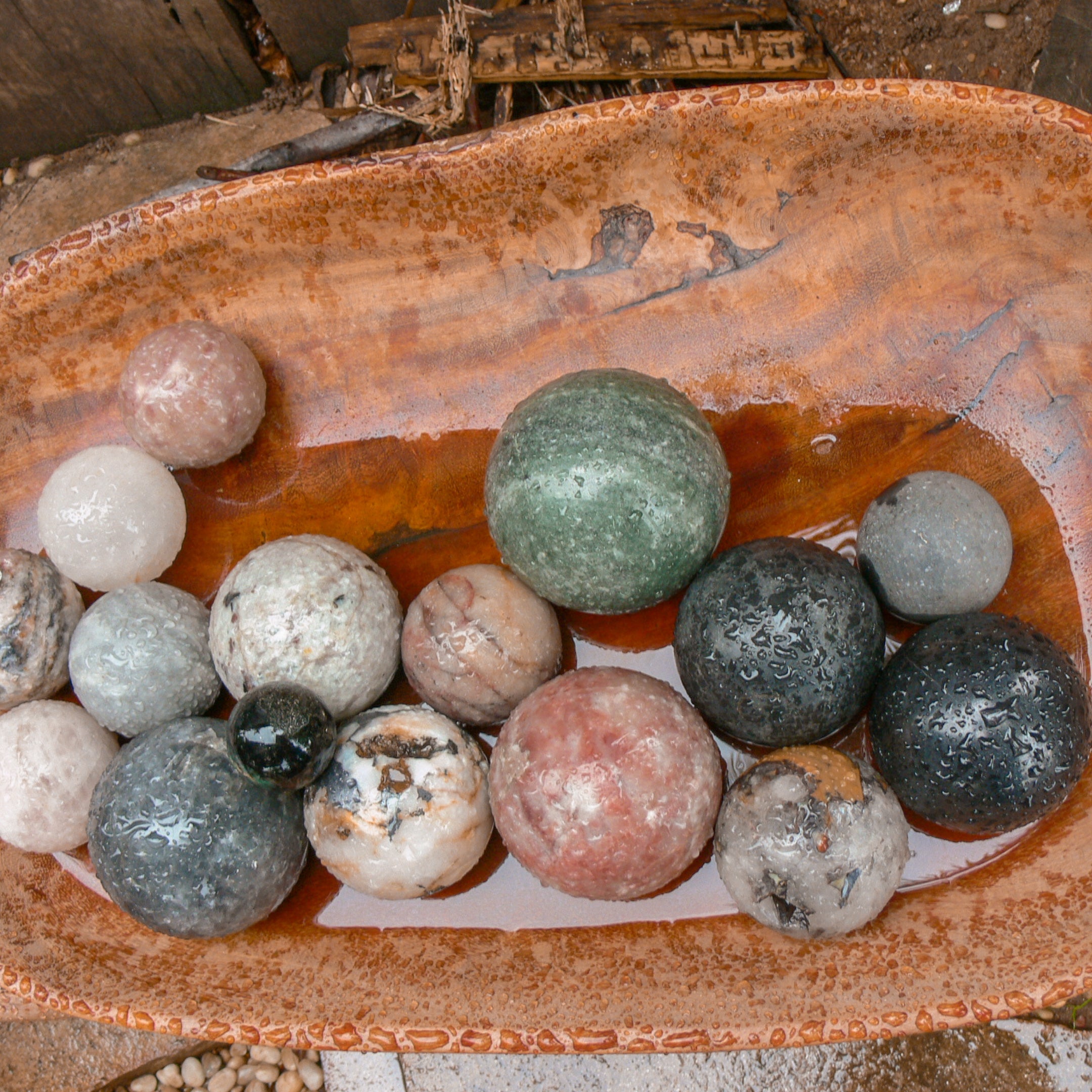 Wat zijn kristallen en hoe oud zijn ze?