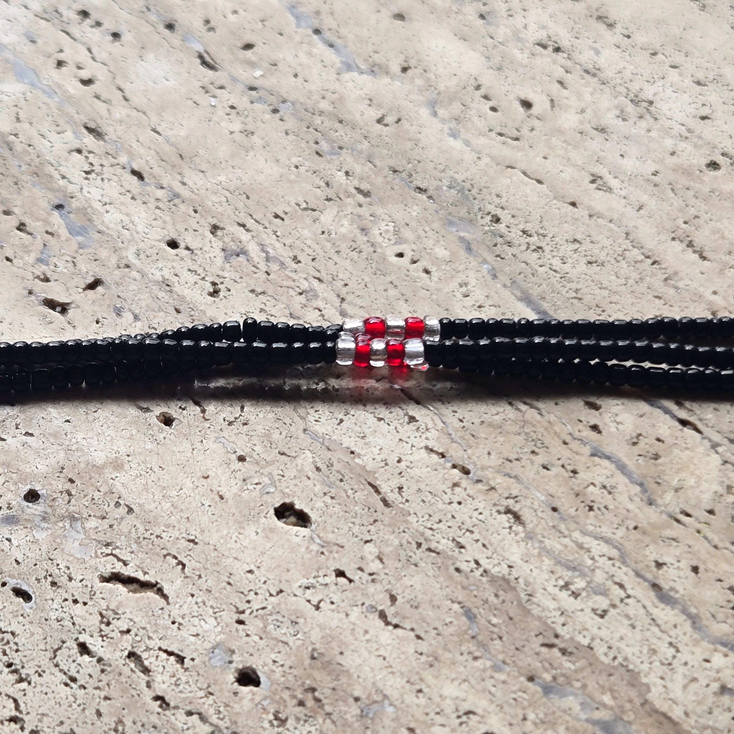 De Zelfhaat Erfenis Waistbeads