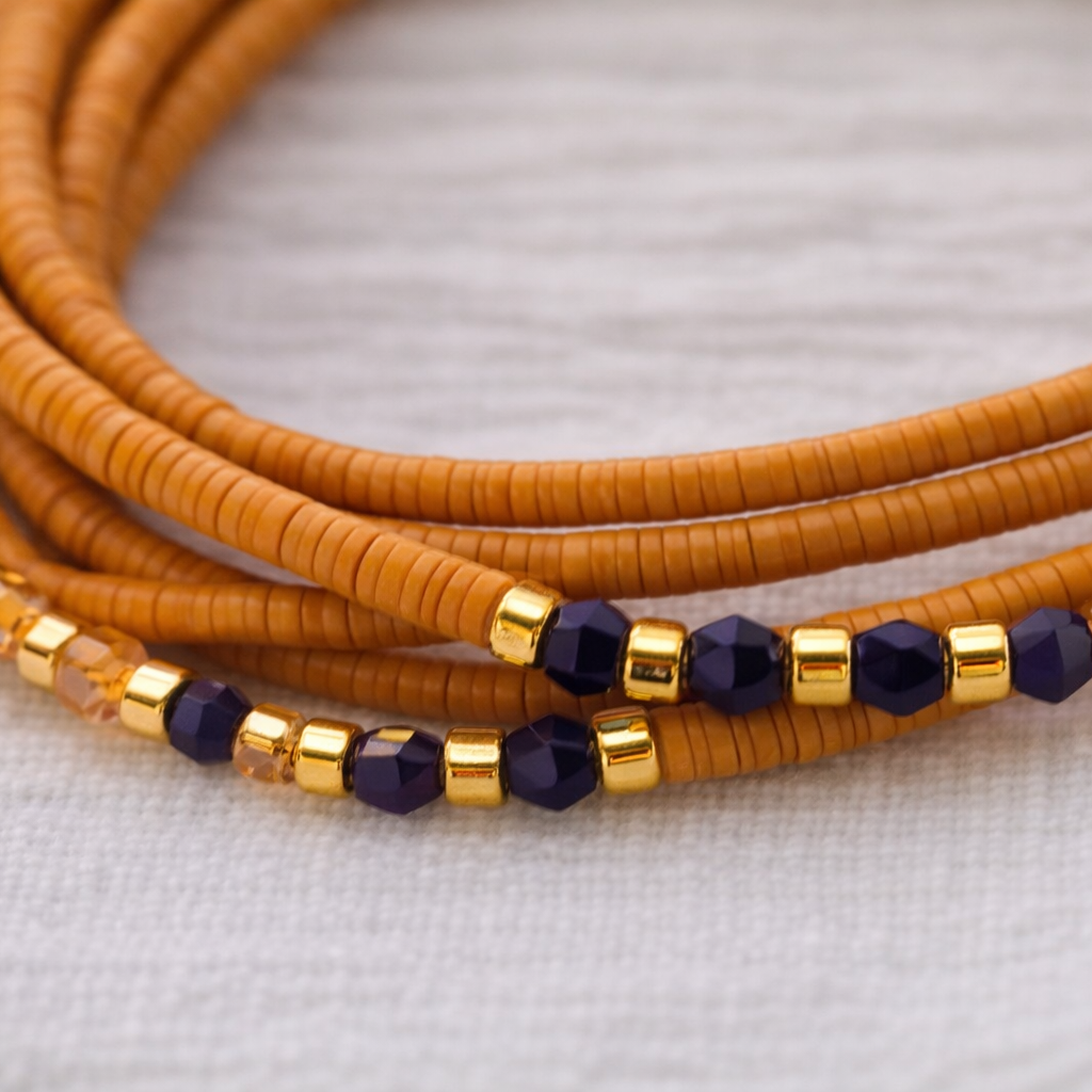 Geankerd in Waardigheid Waistbeads Collectie