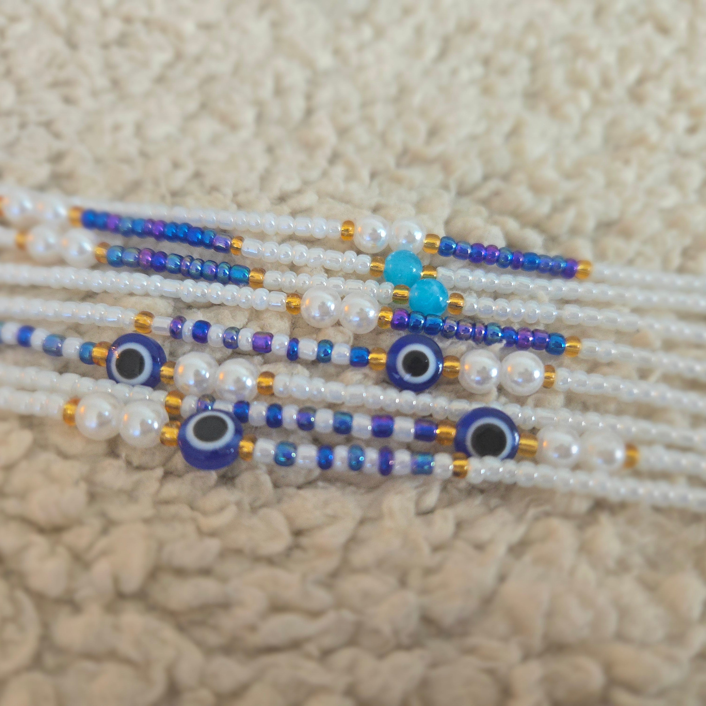 THE GUARDIAN: De Waistbeads voor bescherming en overloop