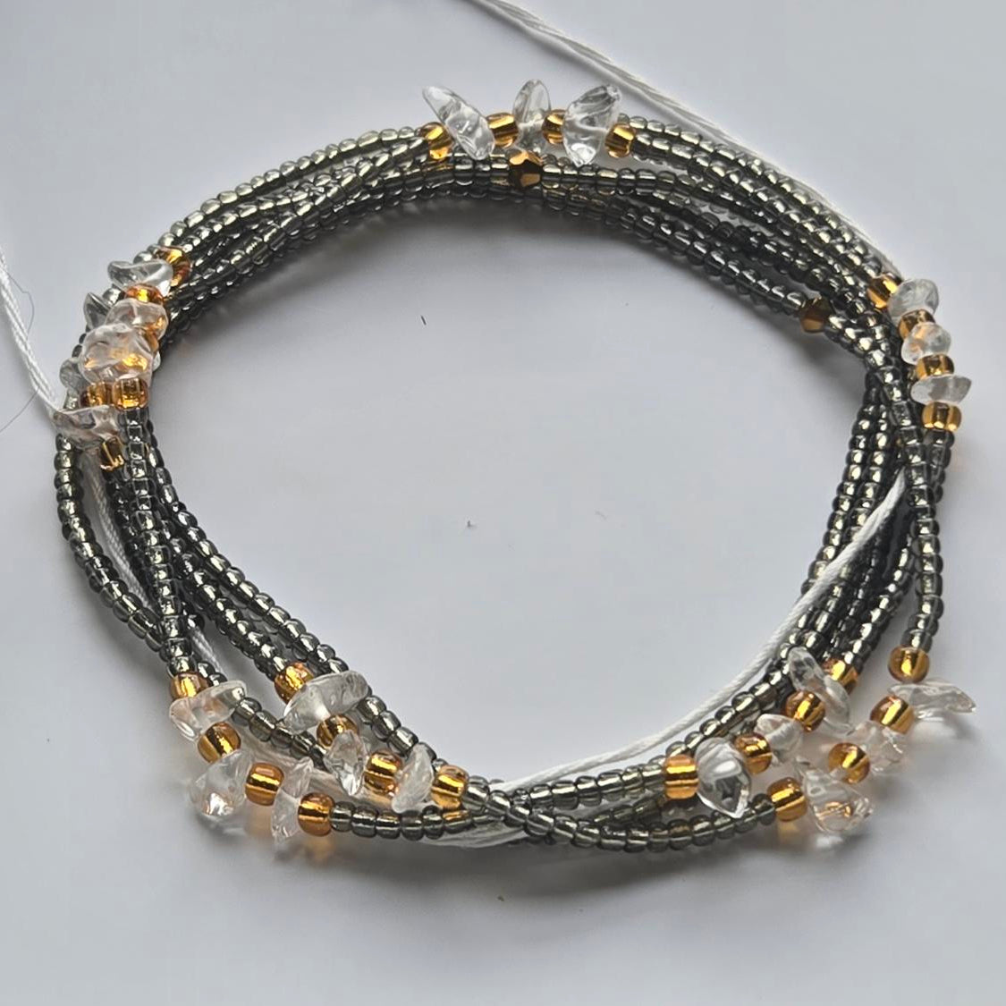 Silberne Sanduhr-Taillenperlen für Kurven